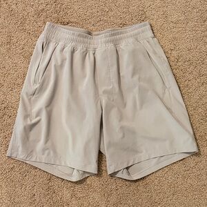 Men's Lululemon Athletica Pace Breaker Short Lined - 7” Inseam
